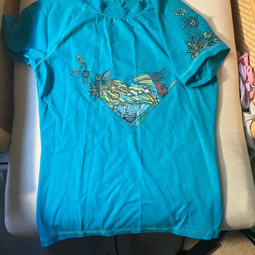 Roxy Teal Short Sleeve Tee with Multicolor Heart Graphic